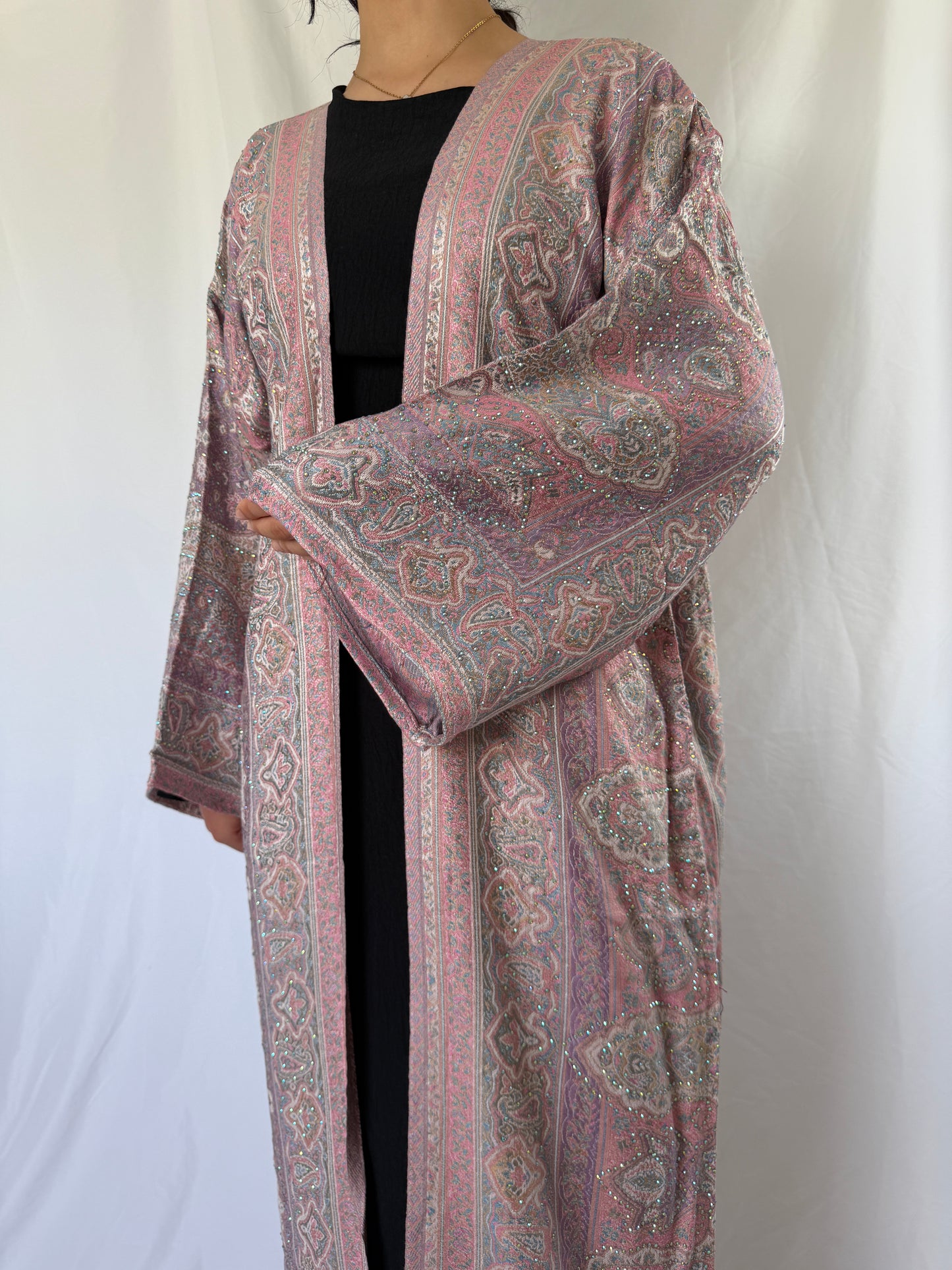 baby Rose abaya