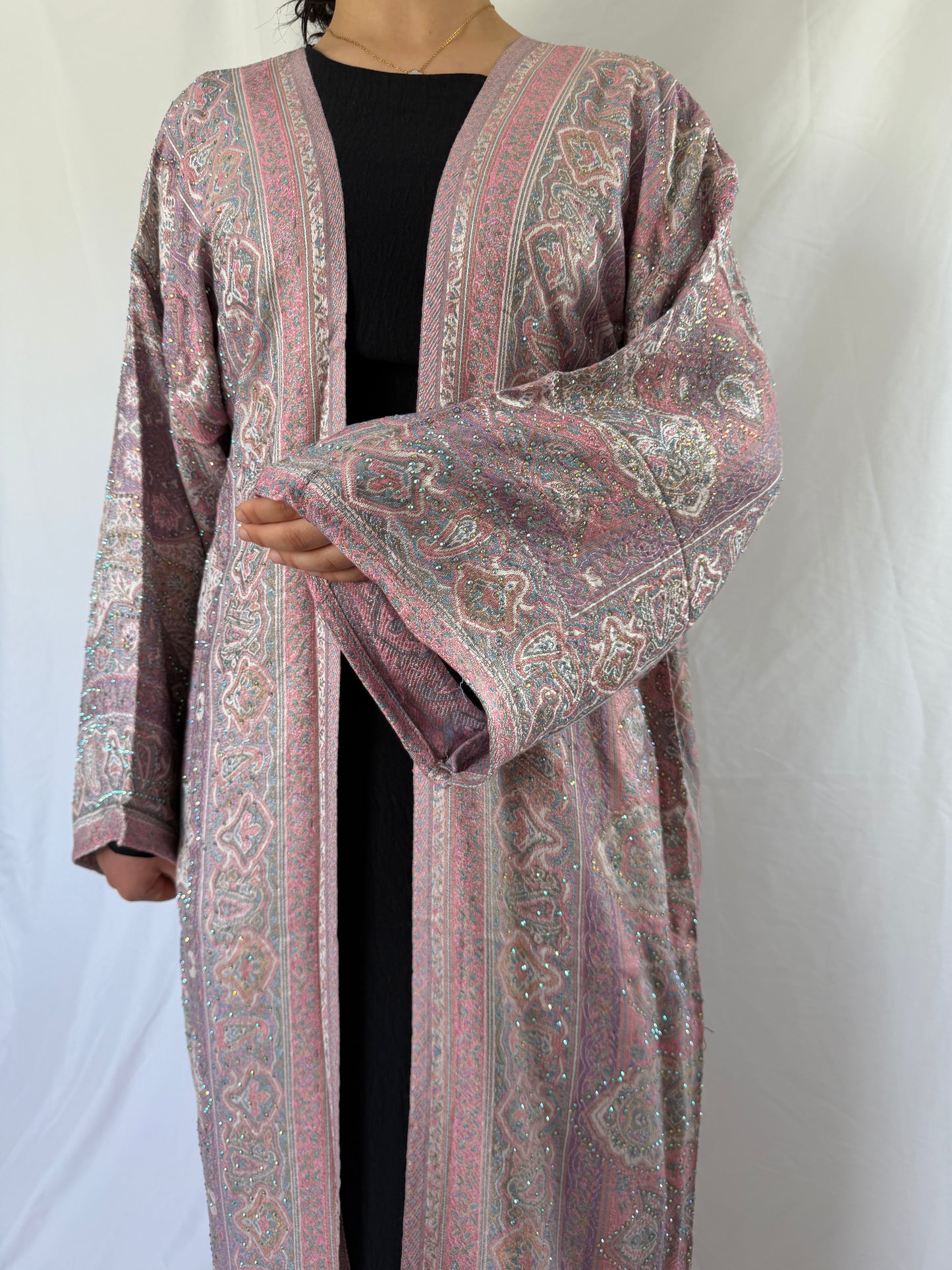 baby Rose abaya